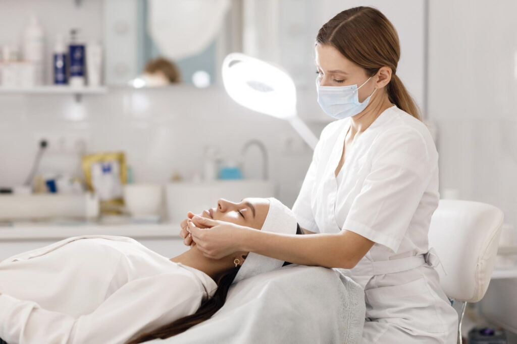 Tributação para clínicas de estética em São Paulo: como pagar menos impostos legalmente