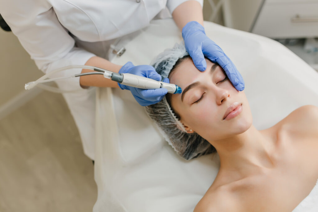 Como abrir uma clínica de estética em São Paulo: guia completo de legalização